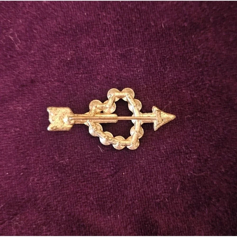 Vintage Silver Heart Arrow Brooch with Rhinestones. Great Valentine gift!